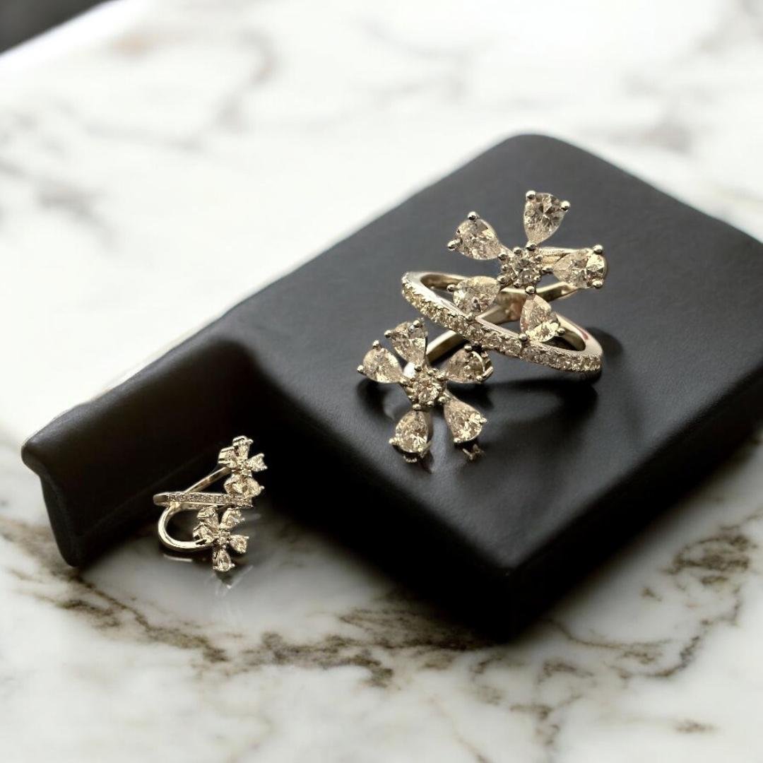 CZ Flower Design Silver Polish Party Wear Ladies Ring