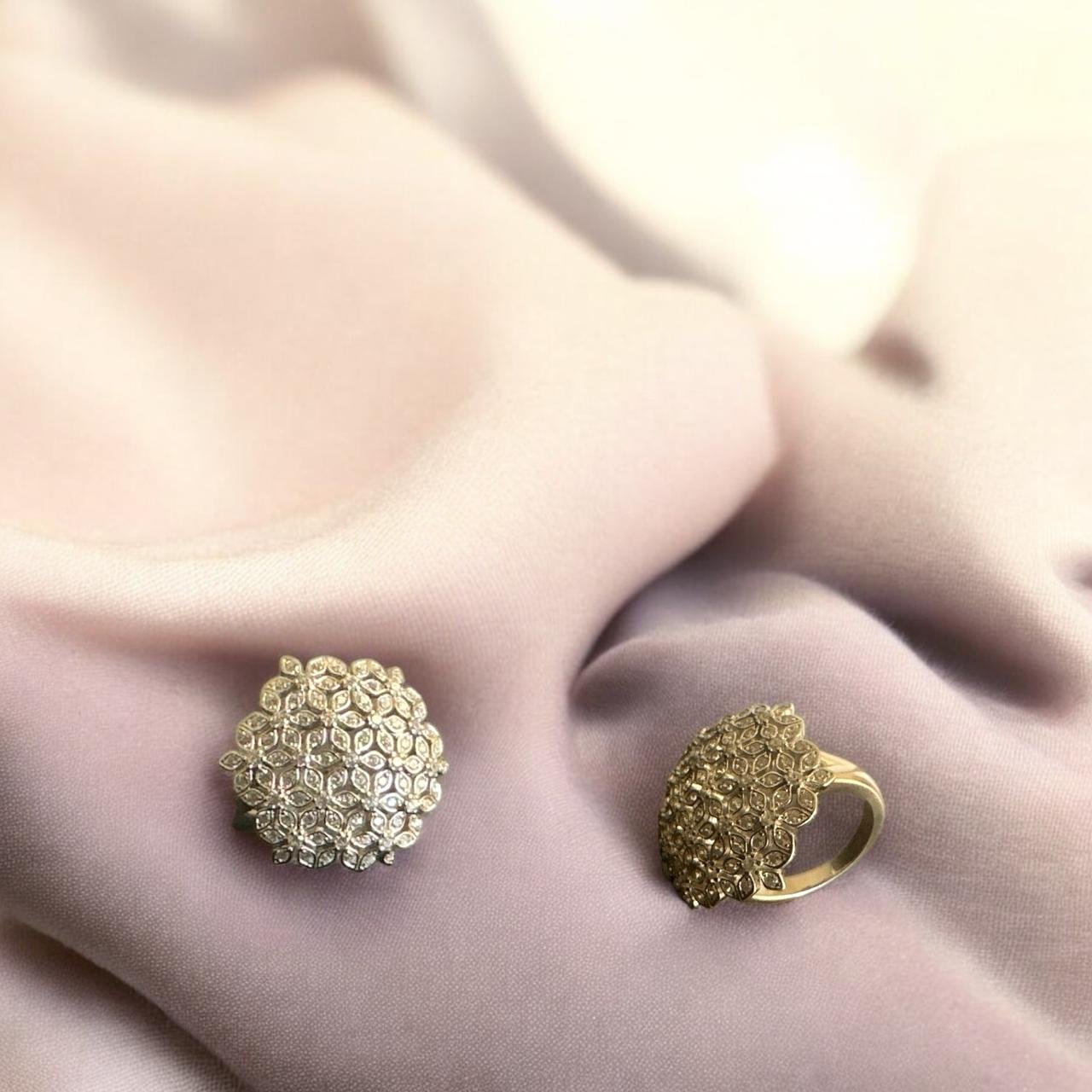 CZ Flower Model Party Wear Ladies Ring