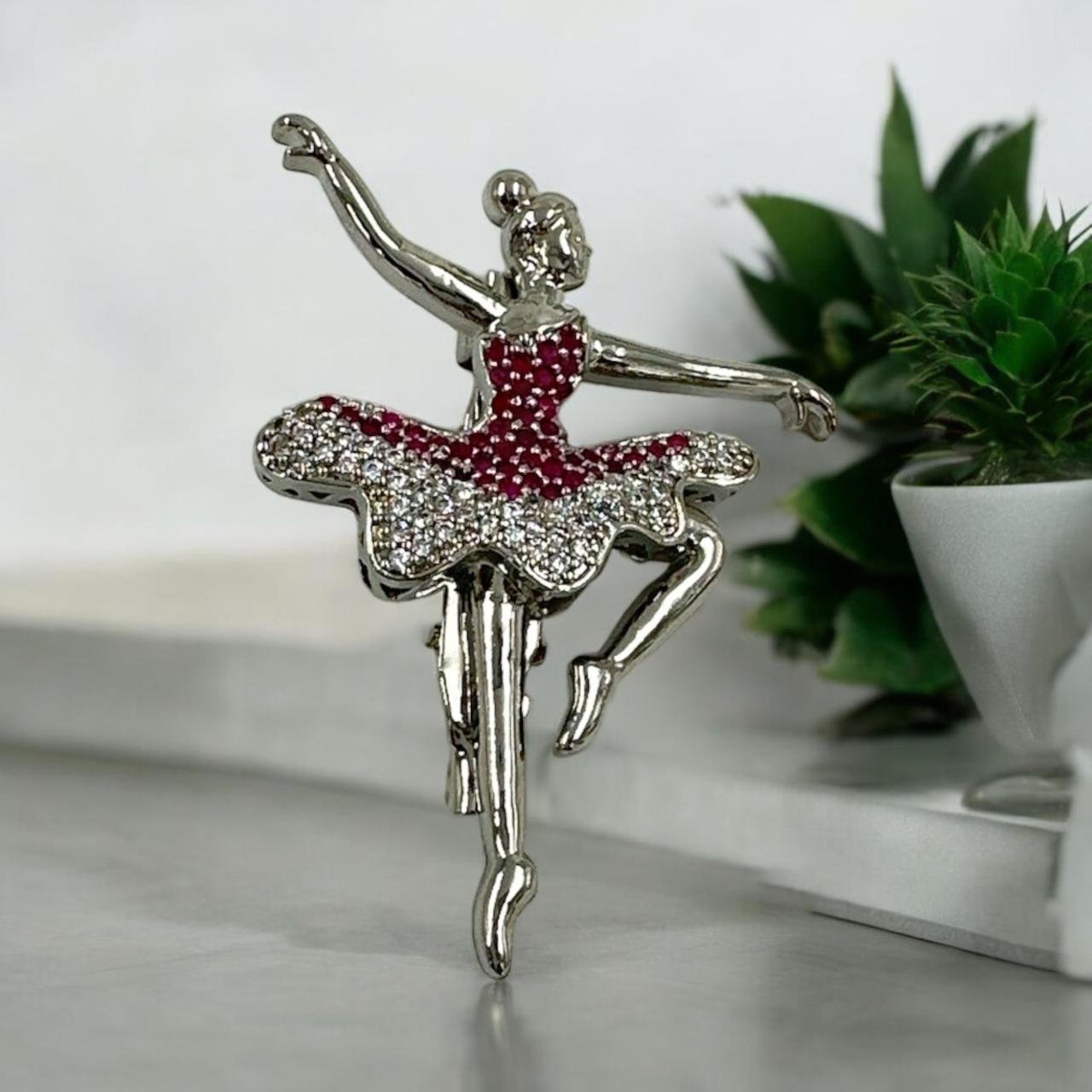 Dancing Doll CZ Saree Pin