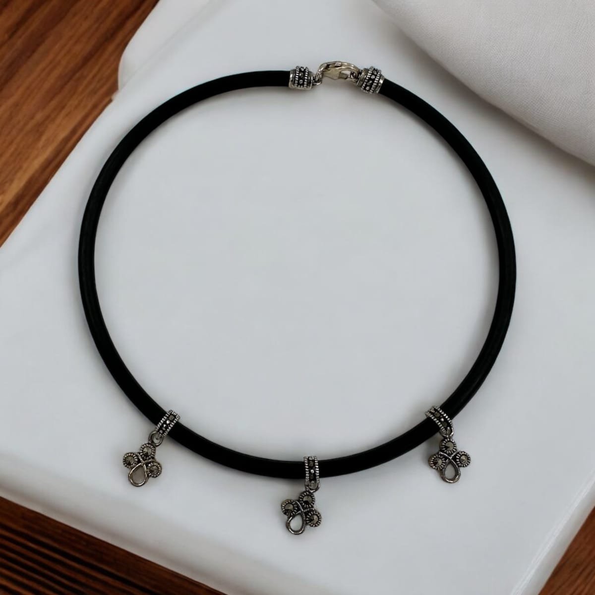 Elegant Black Elastic Anklet