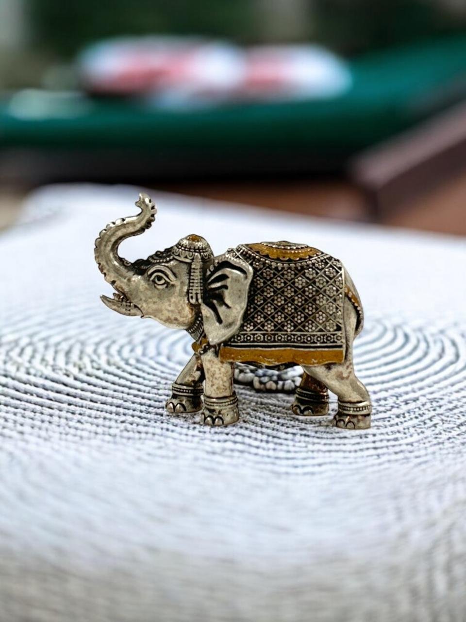 Elephant Idol – Antique & Gold Polish