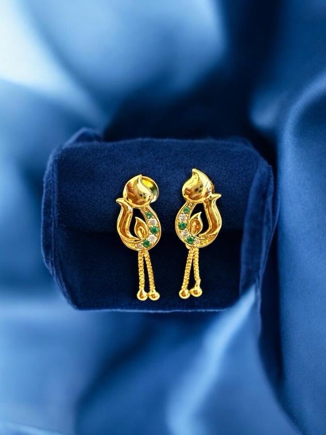 Gold Polish Green & White Stone Hangings