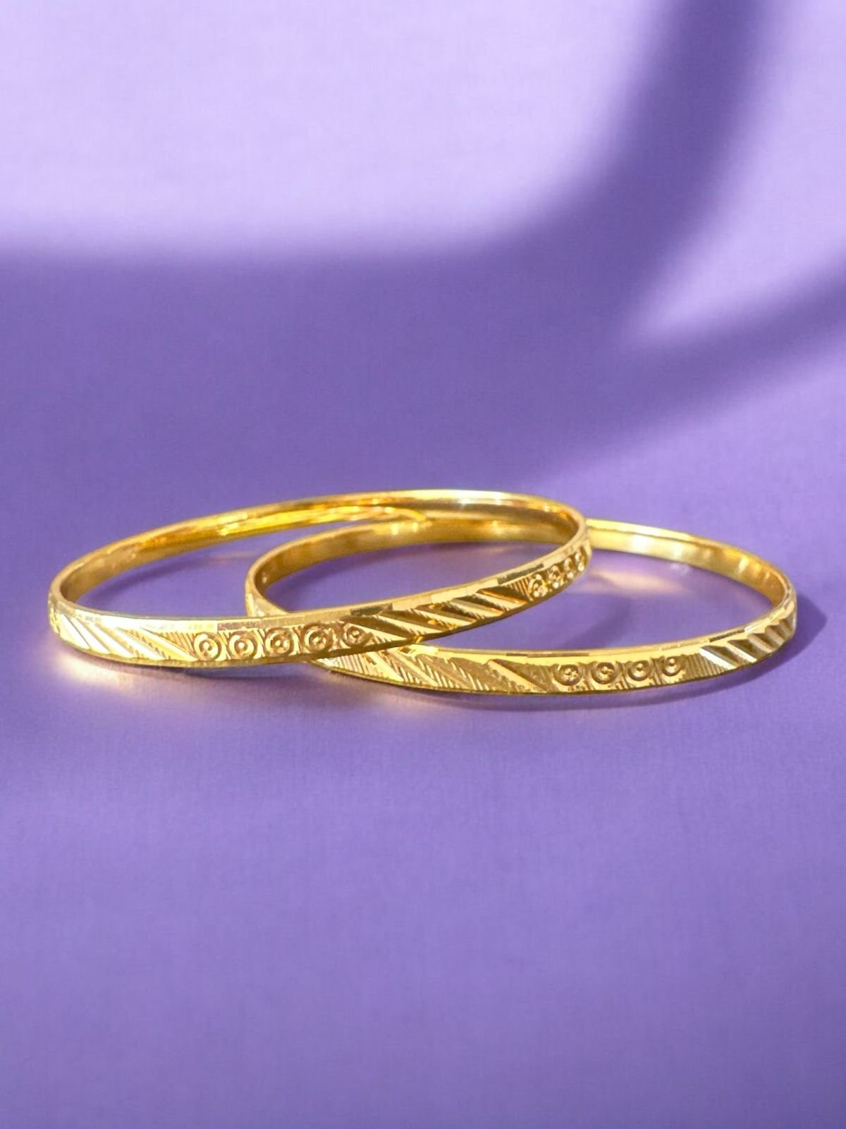 Gold polish plain bangles