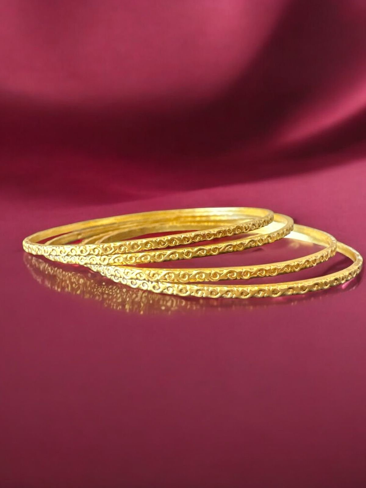 Gold polish plain bangles 4 pieces