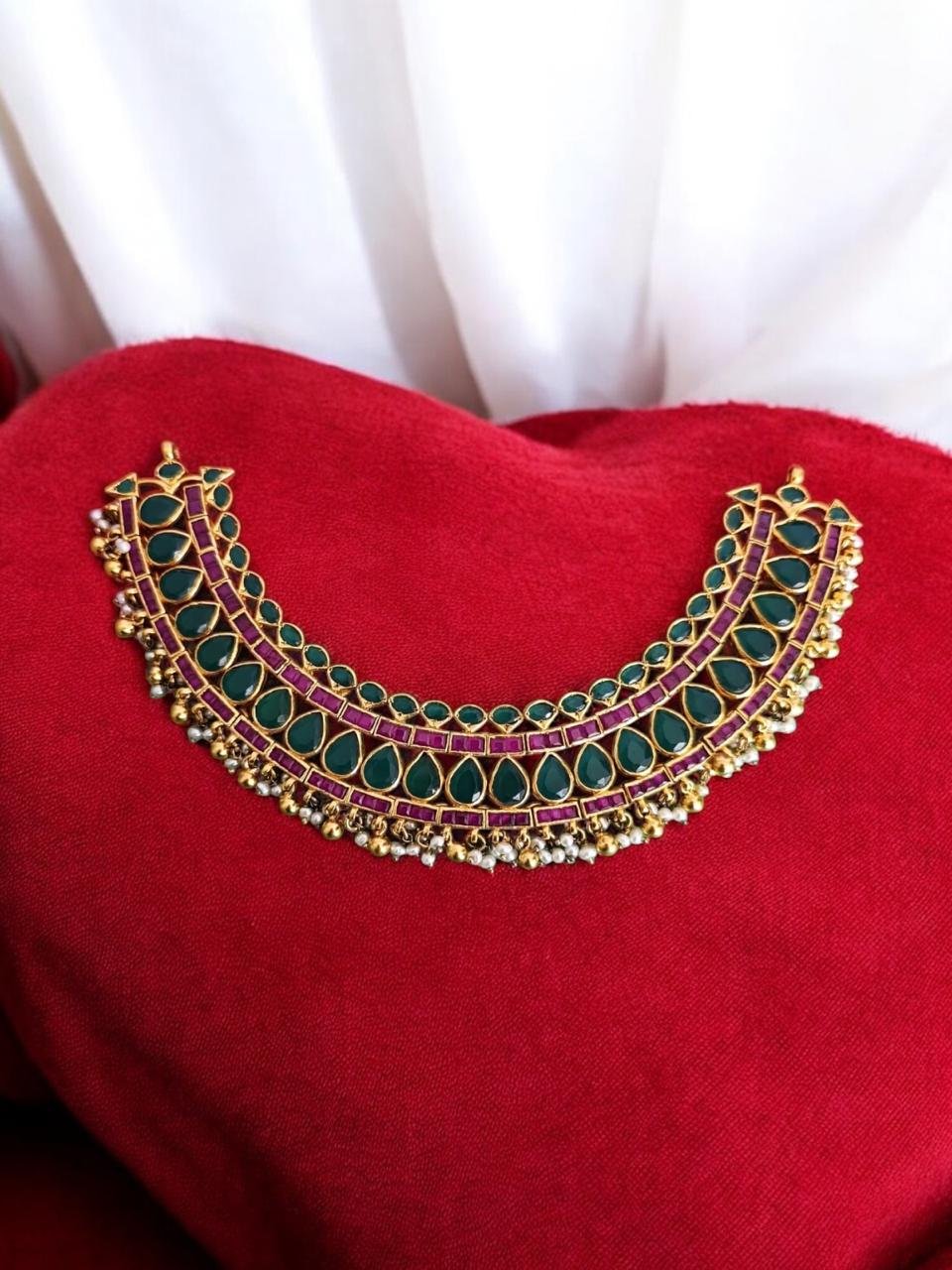 Jewellery – Red & Green Kundan Pearl Necklace