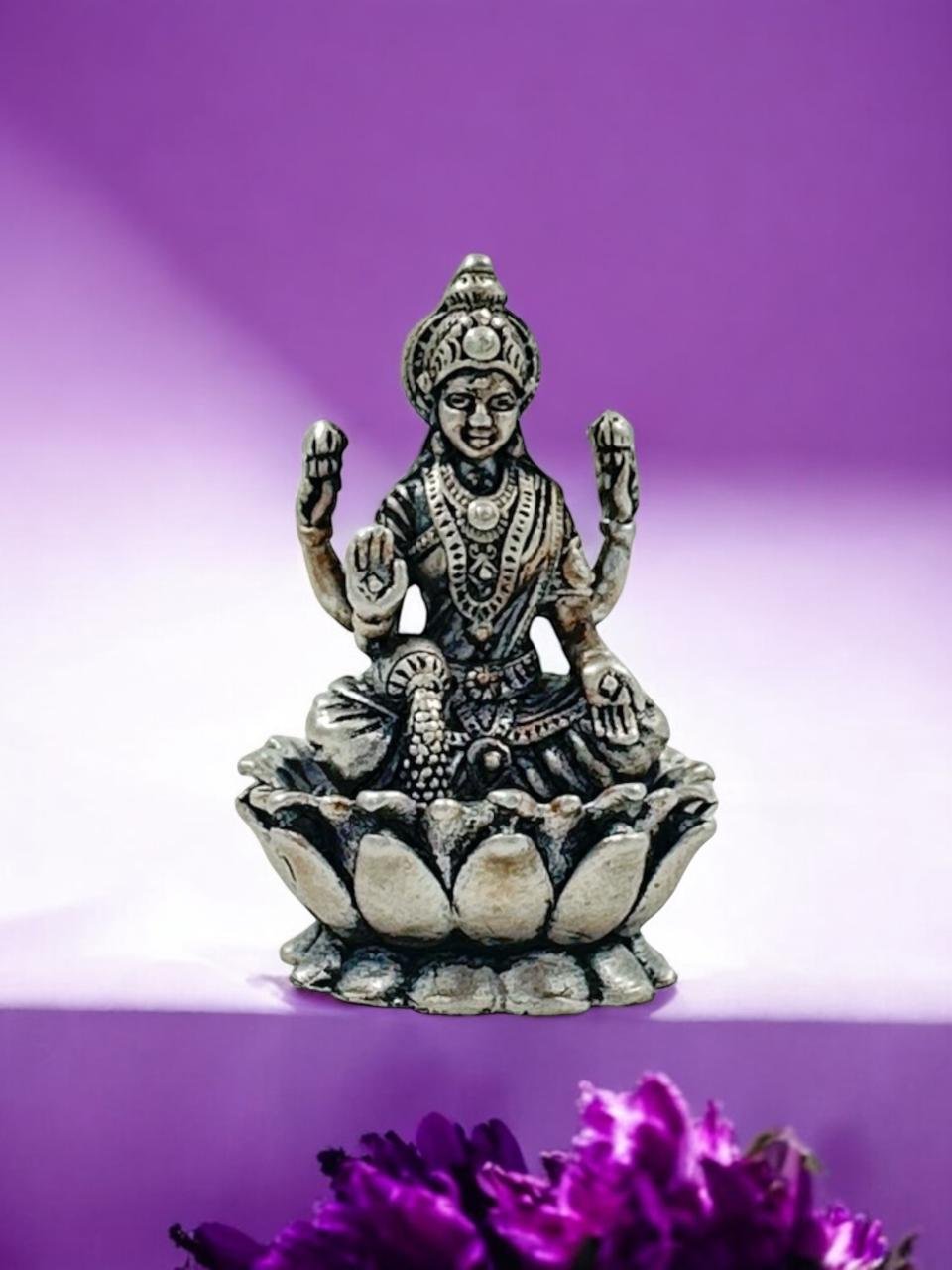 Laxmi Devi Idol – Antique Polish