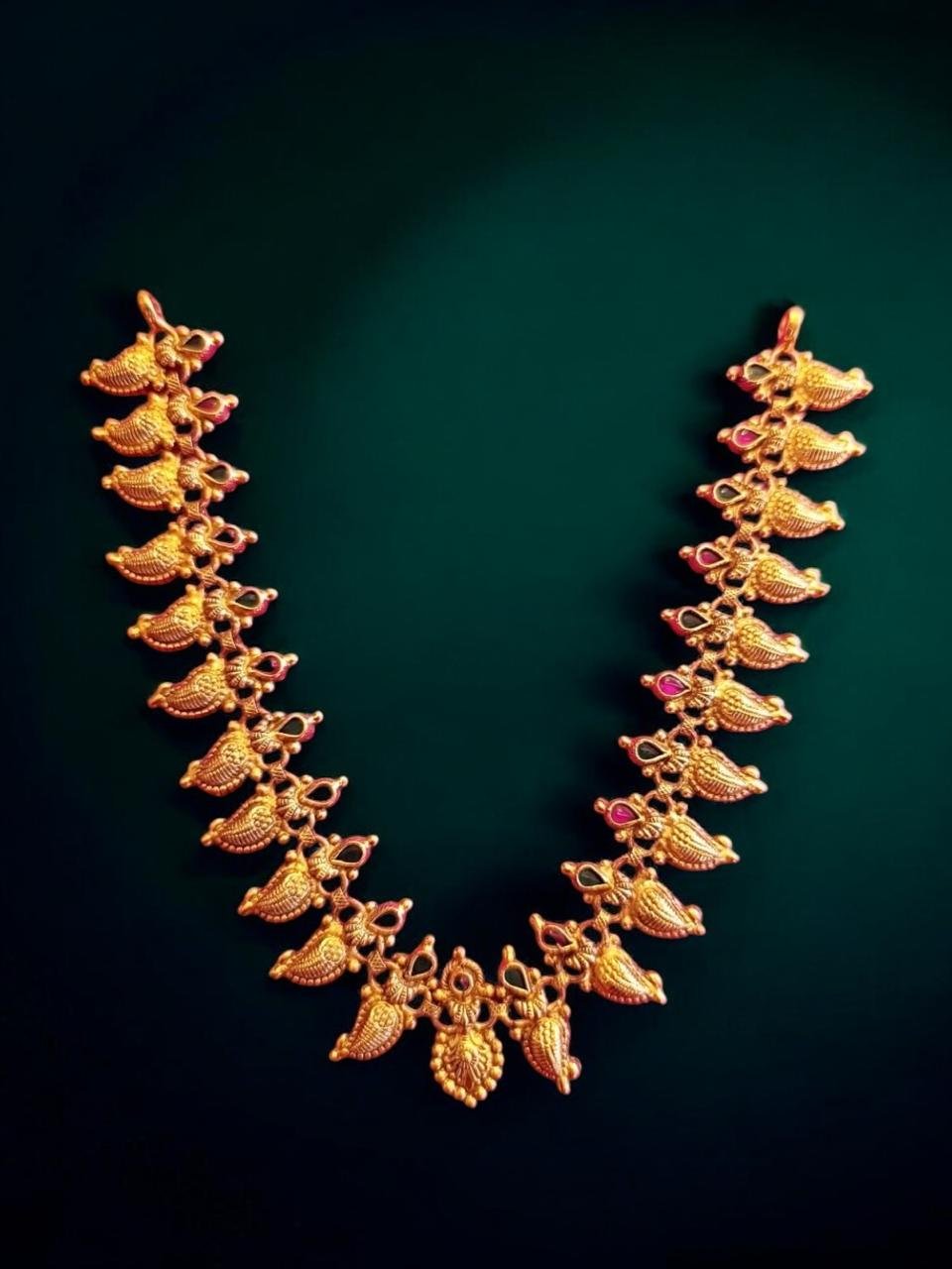 Mango Design Red & Green Necklace