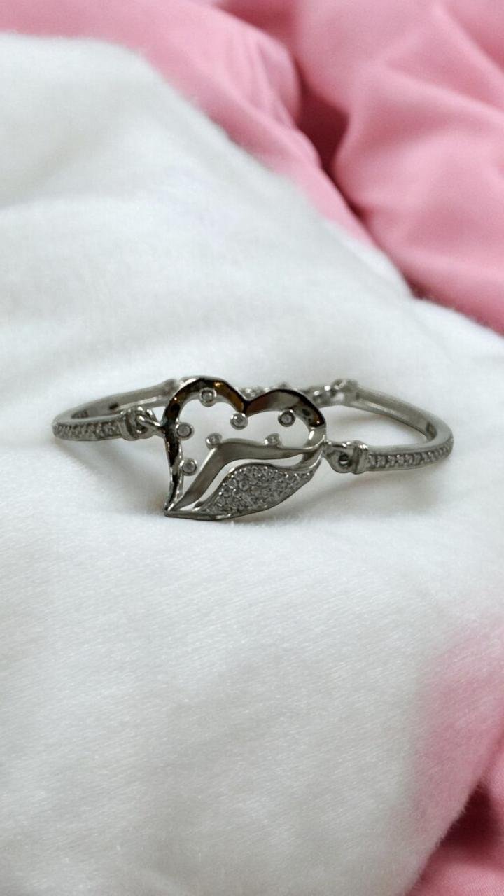 Premium cz stones with silver polish Bracelet