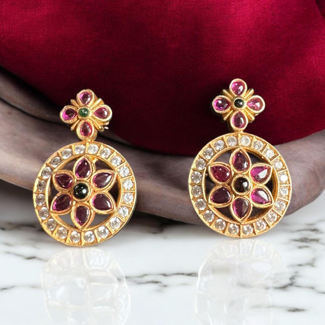 Red Pota & CZ White Gold Studs