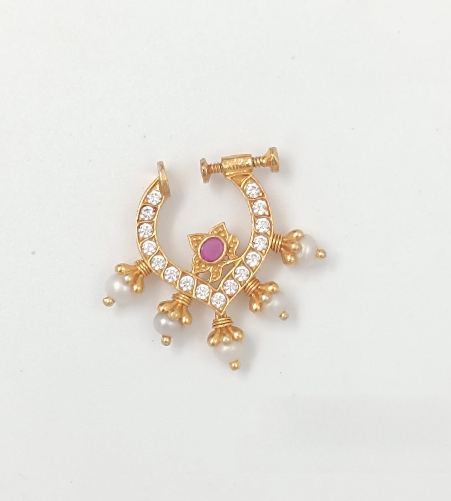 Royal CZ Screw Nose Pin