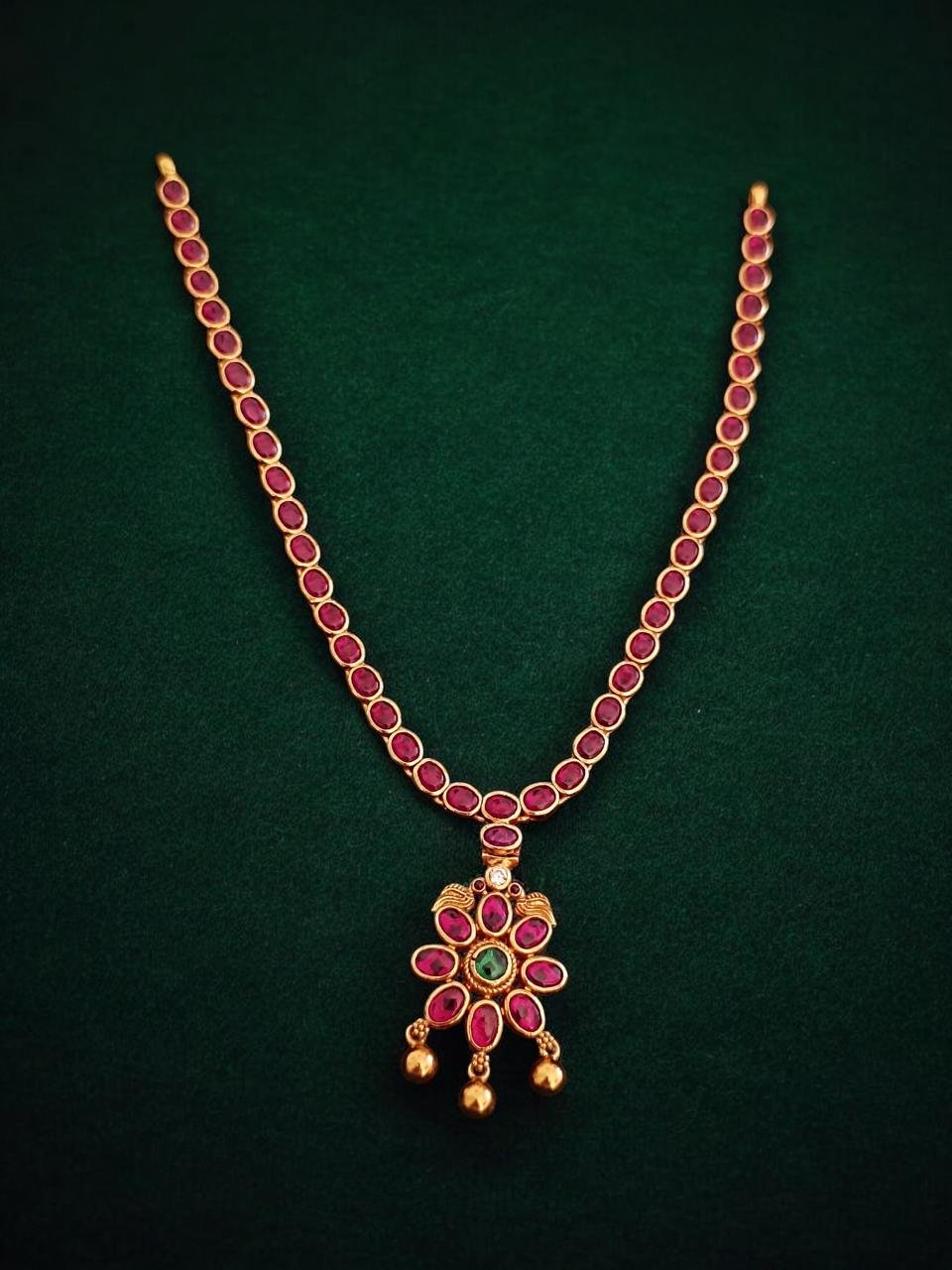 Ruby Green Pota Pendant Necklace